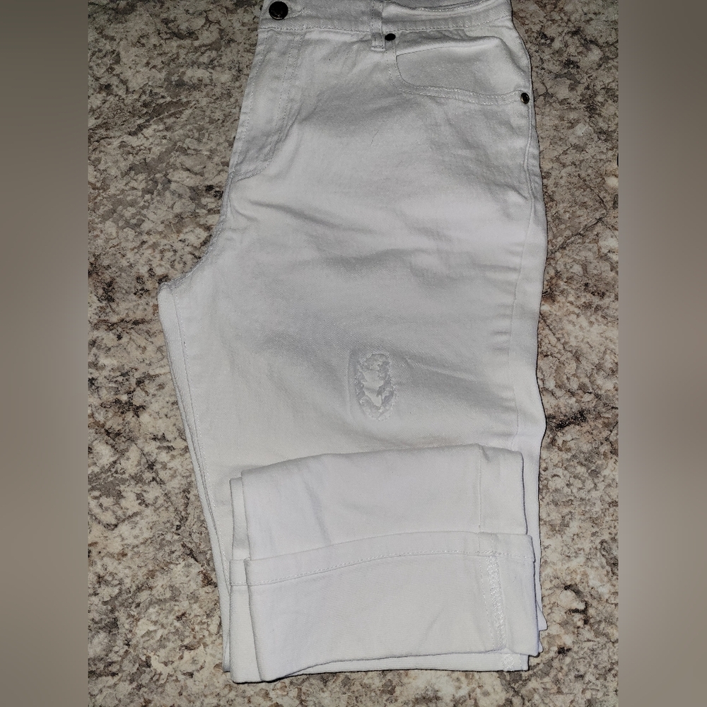 White Denim Cropped Cuffed Stretch Jeans EUC